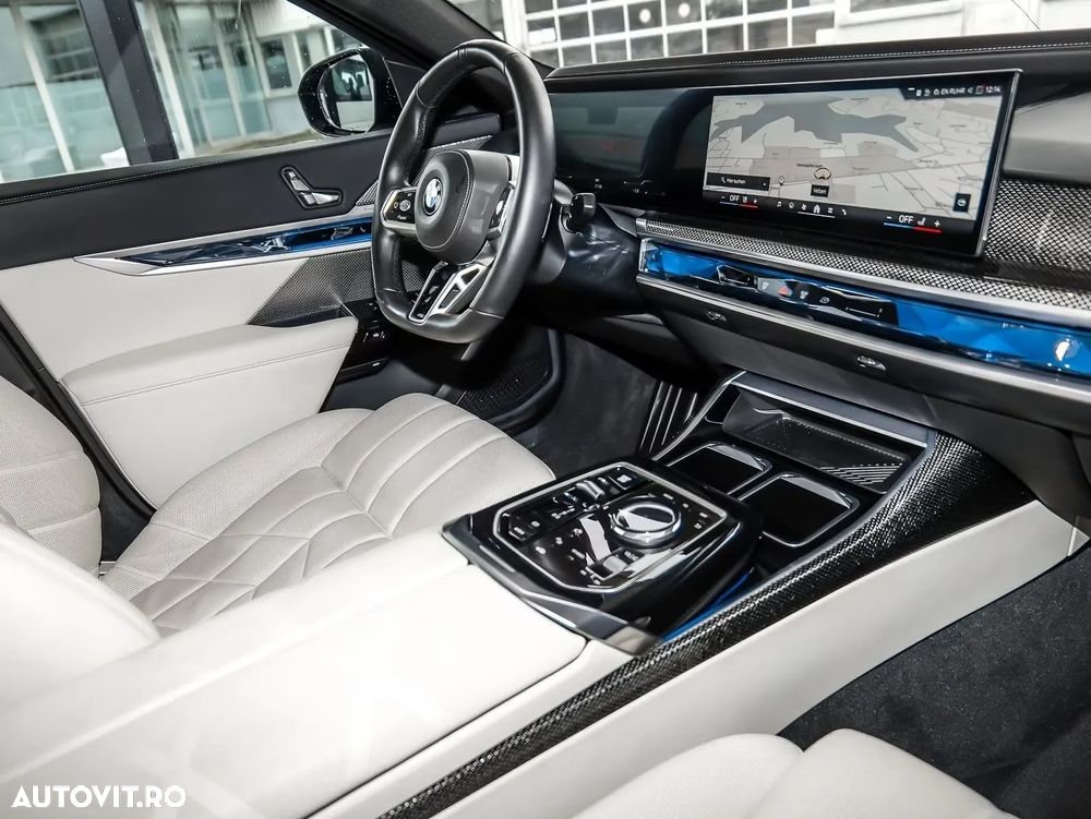 BMW Seria 7 - 12