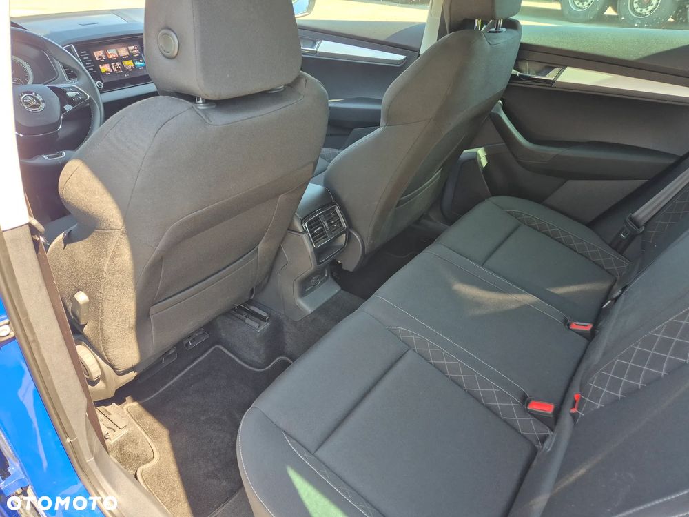 Skoda Karoq 1.0 TSI Active - 10