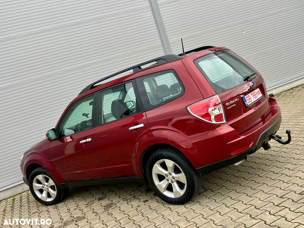 Subaru Forester 2.0D Exclusive - 3