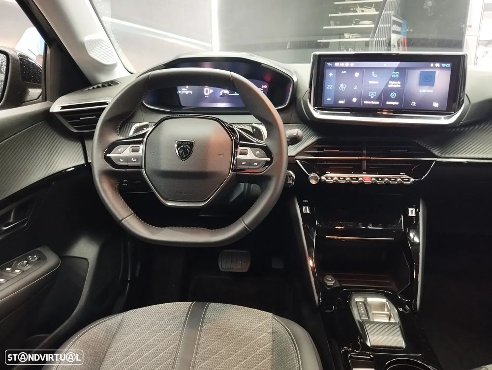 Peugeot 208 1.2 Hybrid Allure e-DCS6 - 15