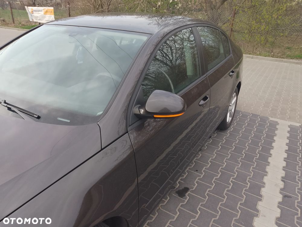 Volkswagen Passat 1.4 TSI Comfortline - 4