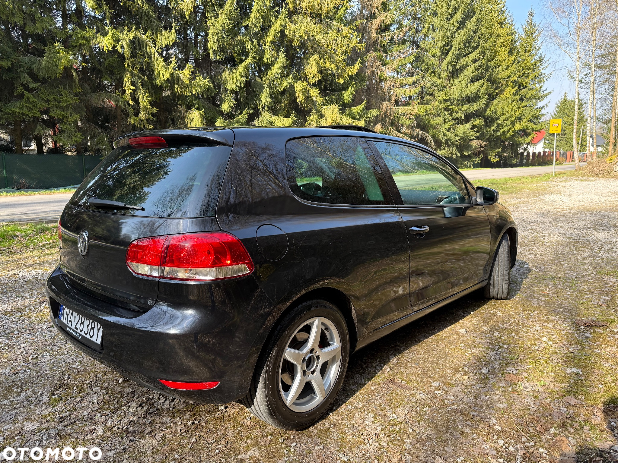 Volkswagen Golf VI 1.6 TDI Comfortline - 5