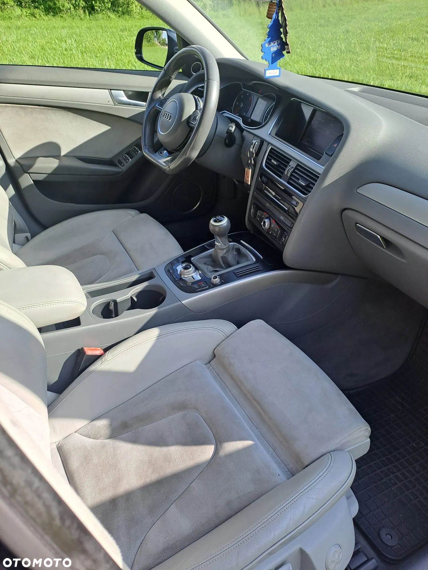 Audi A4 Avant 2.0 TDI DPF Attraction - 1