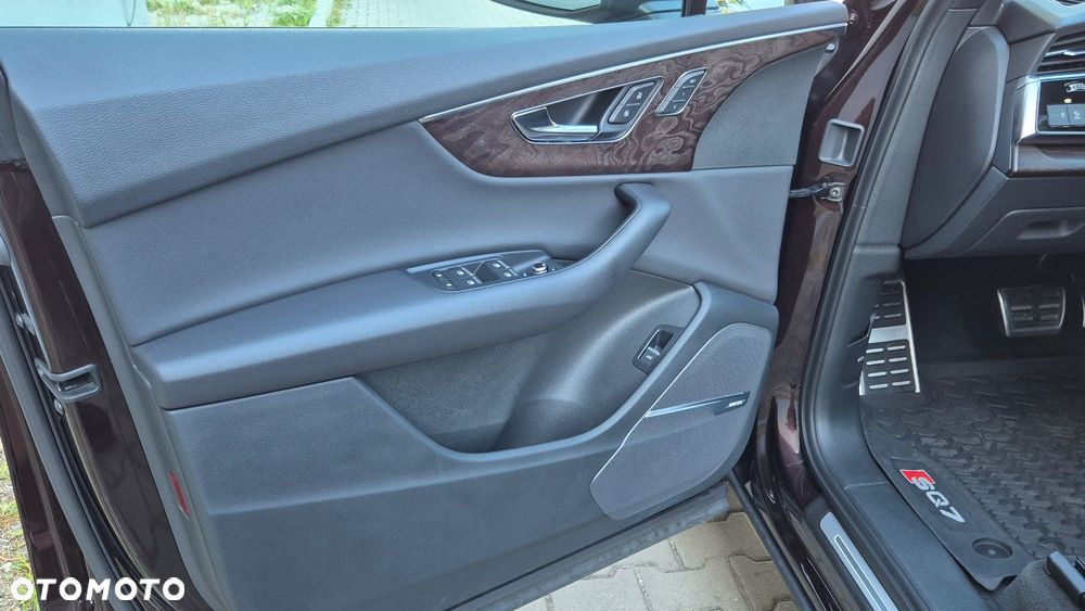 Audi Q7 55 TFSI mHEV Quattro Tiptr - 38