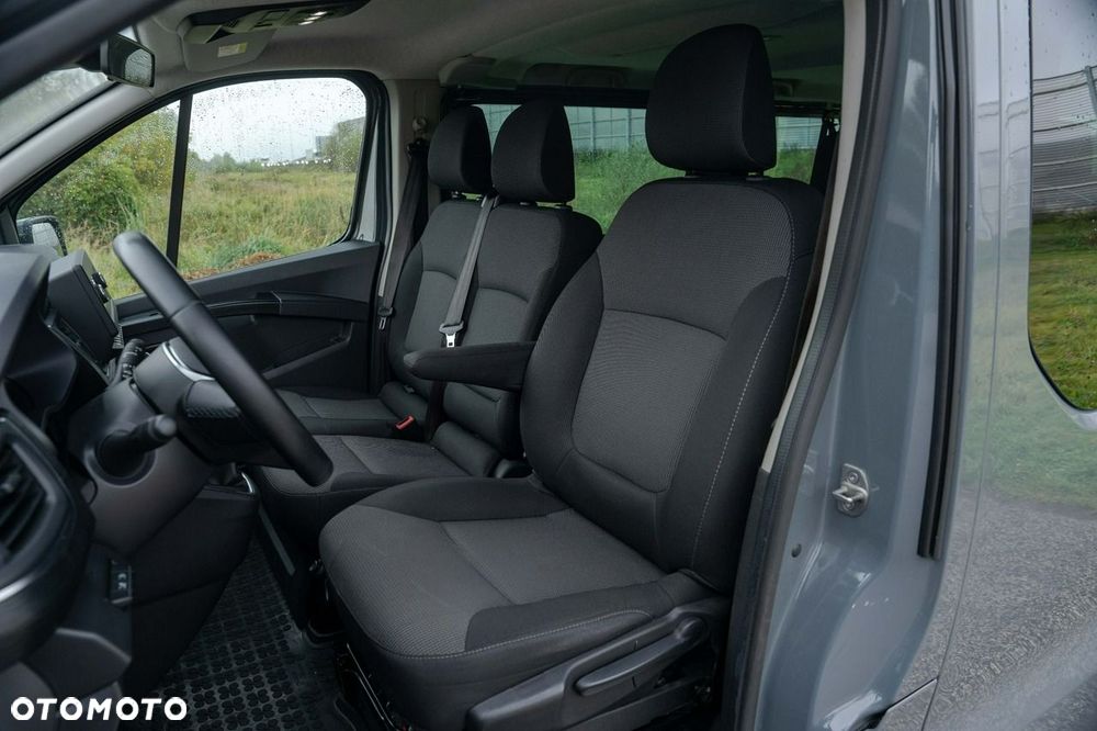 Renault Trafic Grand 2.0 dCi EDC - 21