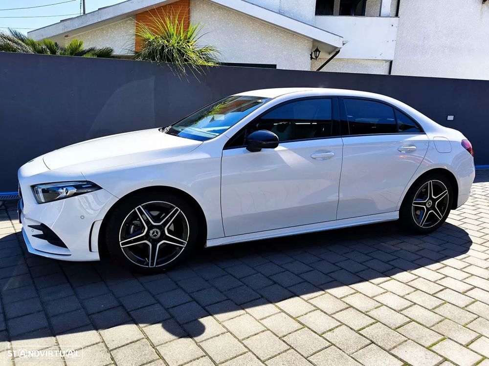 Mercedes-Benz A 180 Limousine d AMG Line - 11