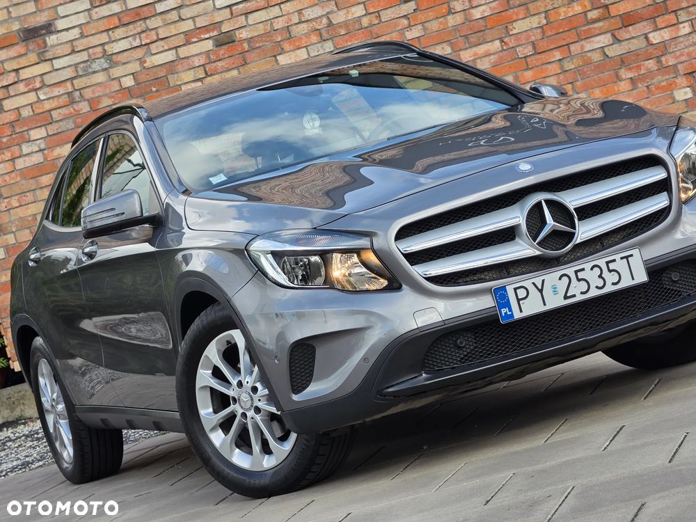 Mercedes-Benz GLA - 28