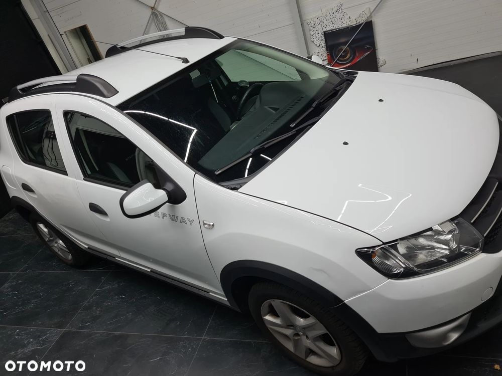 Dacia Sandero Stepway 0.9 TCe Laureate S&S EU6 - 25