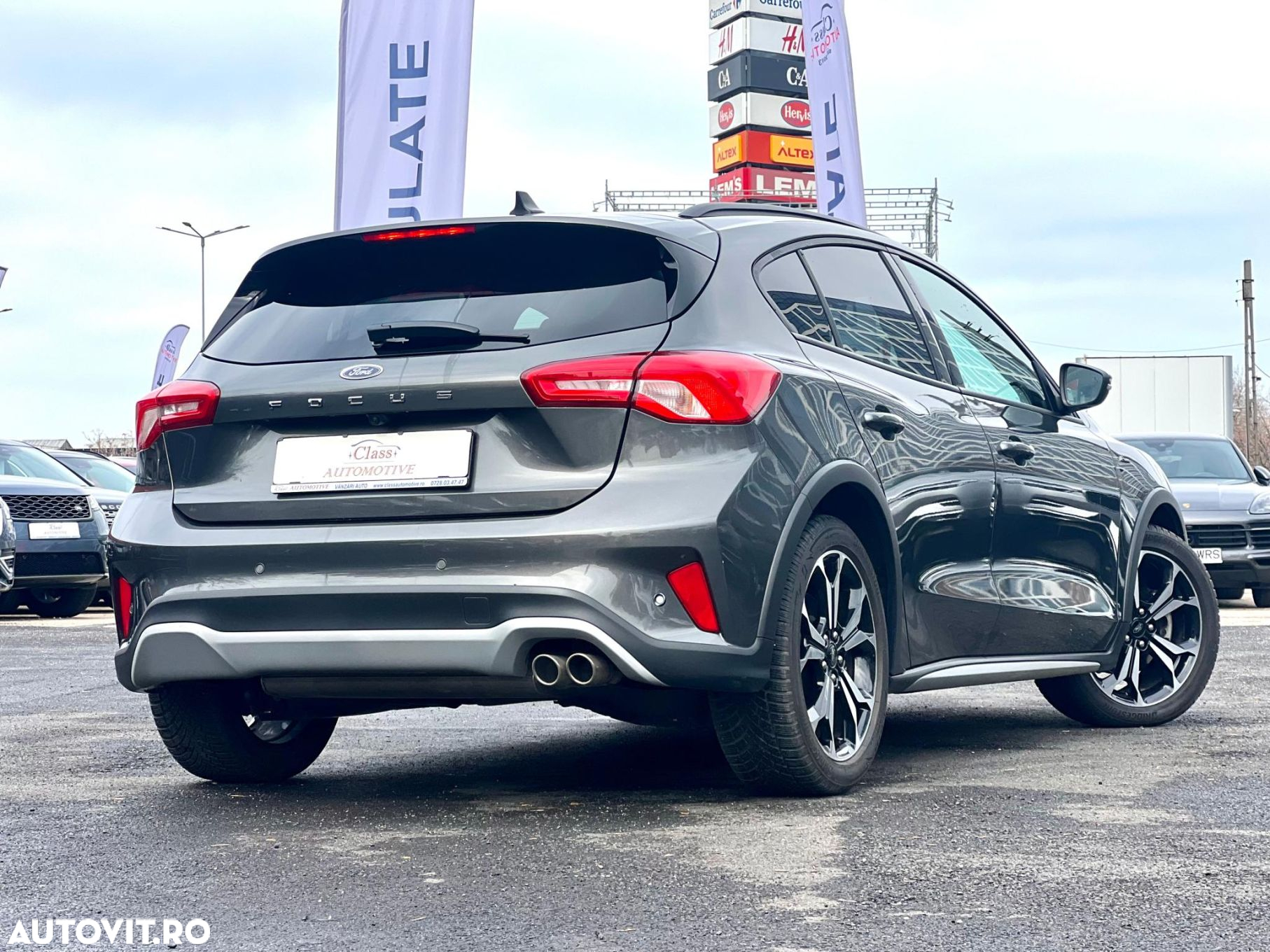 Ford Focus - 11