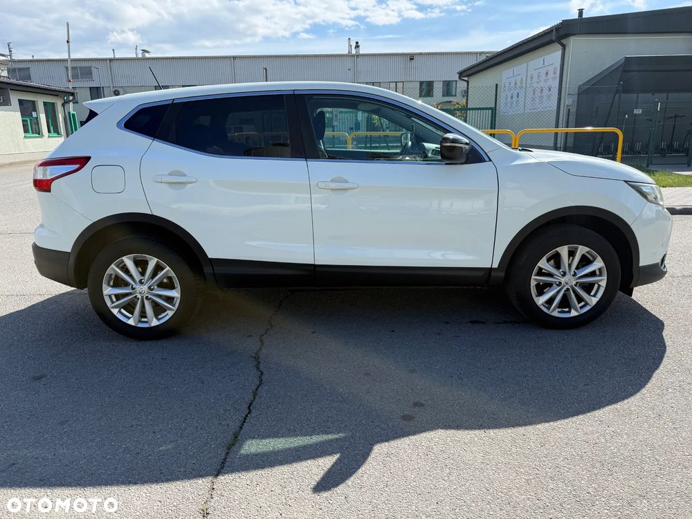 Nissan Qashqai - 4