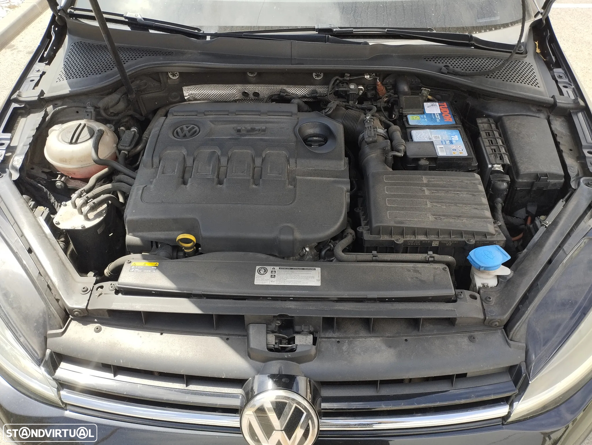VW Golf Variant 1.6 TDi Confortline DSG - 19