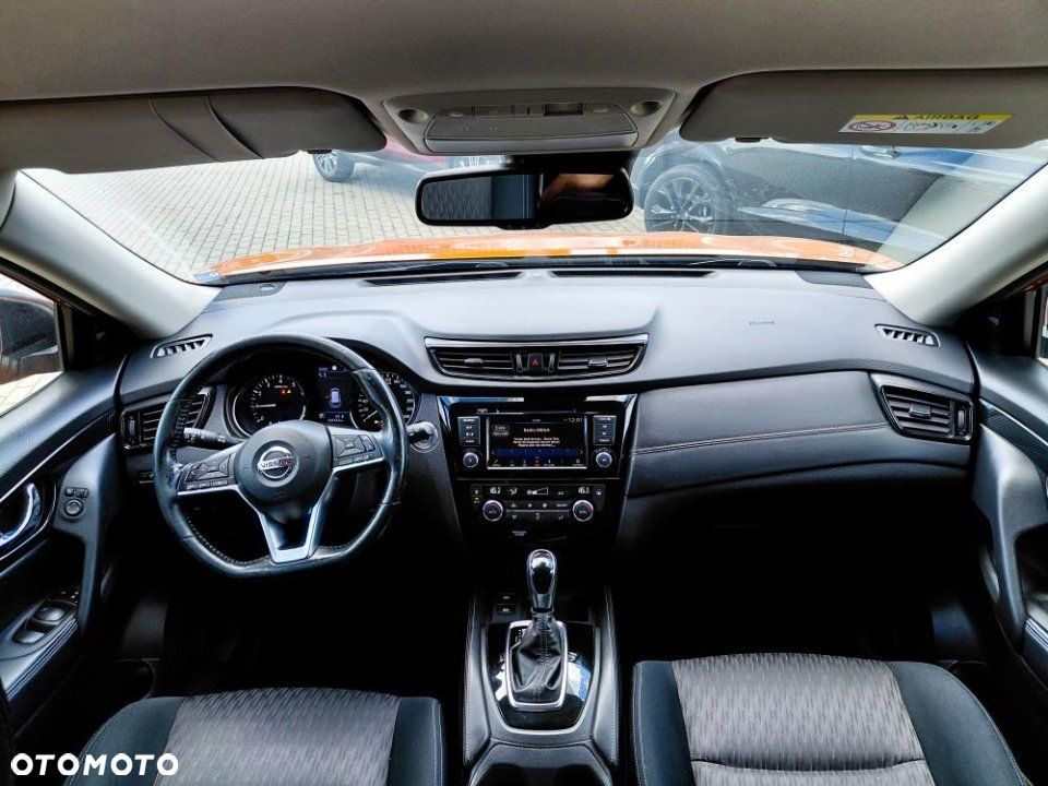 Nissan X-Trail - 8