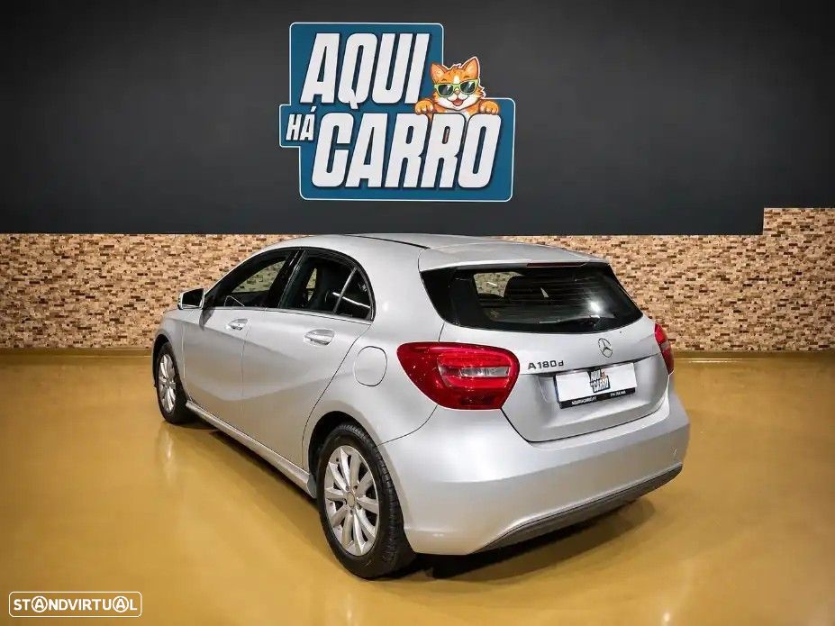 Mercedes-Benz A 180 d Urban - 7