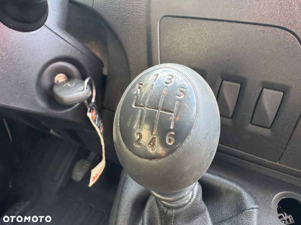 Renault Master L3H2 Brygadówka Bliźniak 2015r. Klima 7 Osobowa 3.5t Na Haku - 16