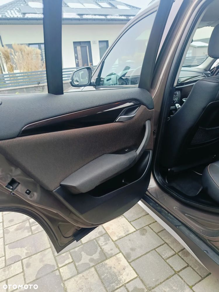 BMW X1 sDrive20d xLine - 17