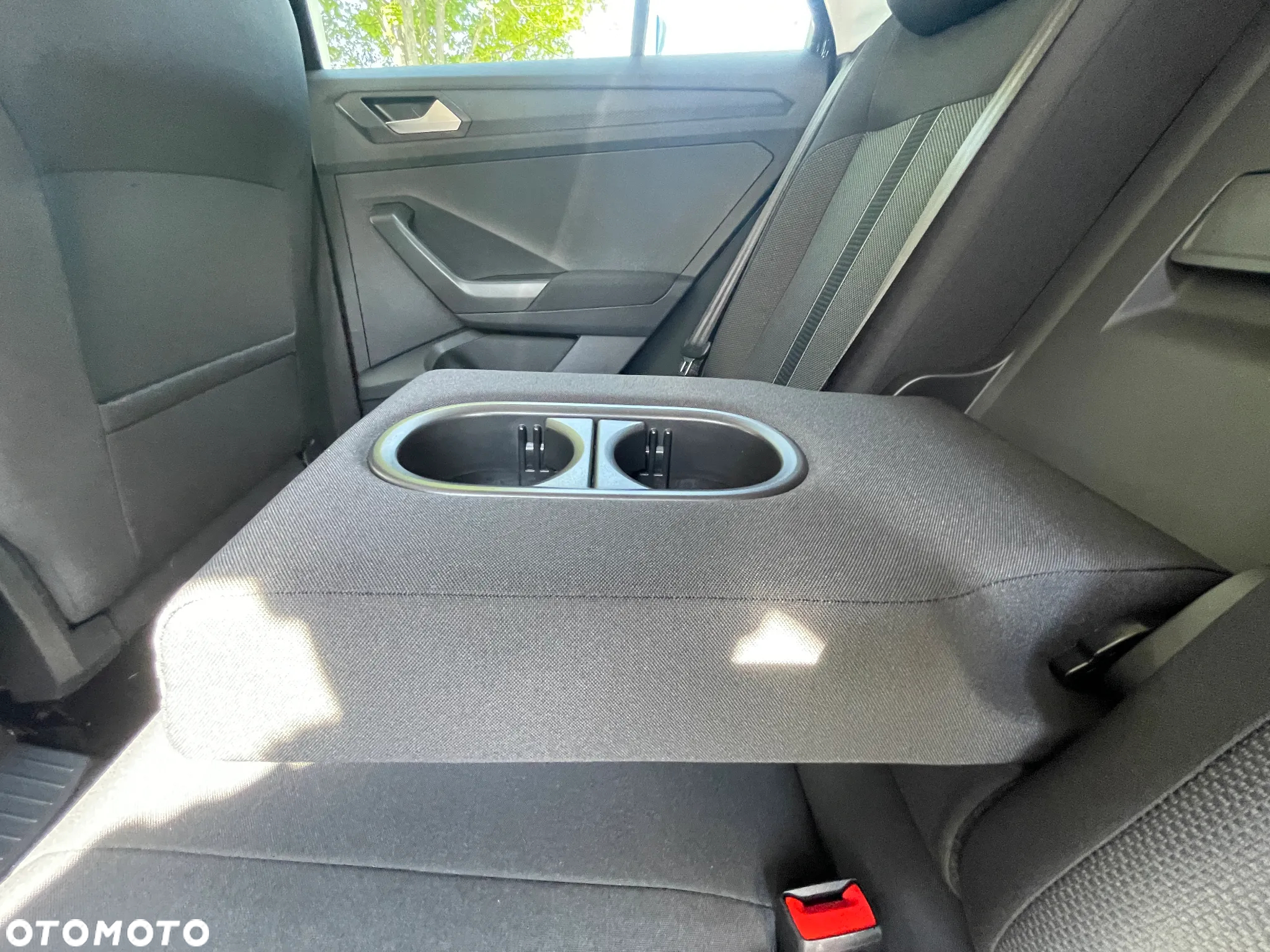 Volkswagen T-Roc 1.5 TSI Life Plus DSG - 27