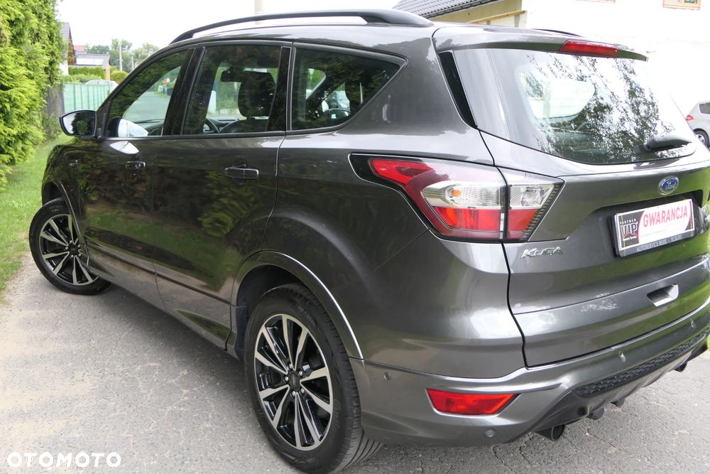Ford Kuga 1.5 EcoBoost 2x4 ST-Line - 9