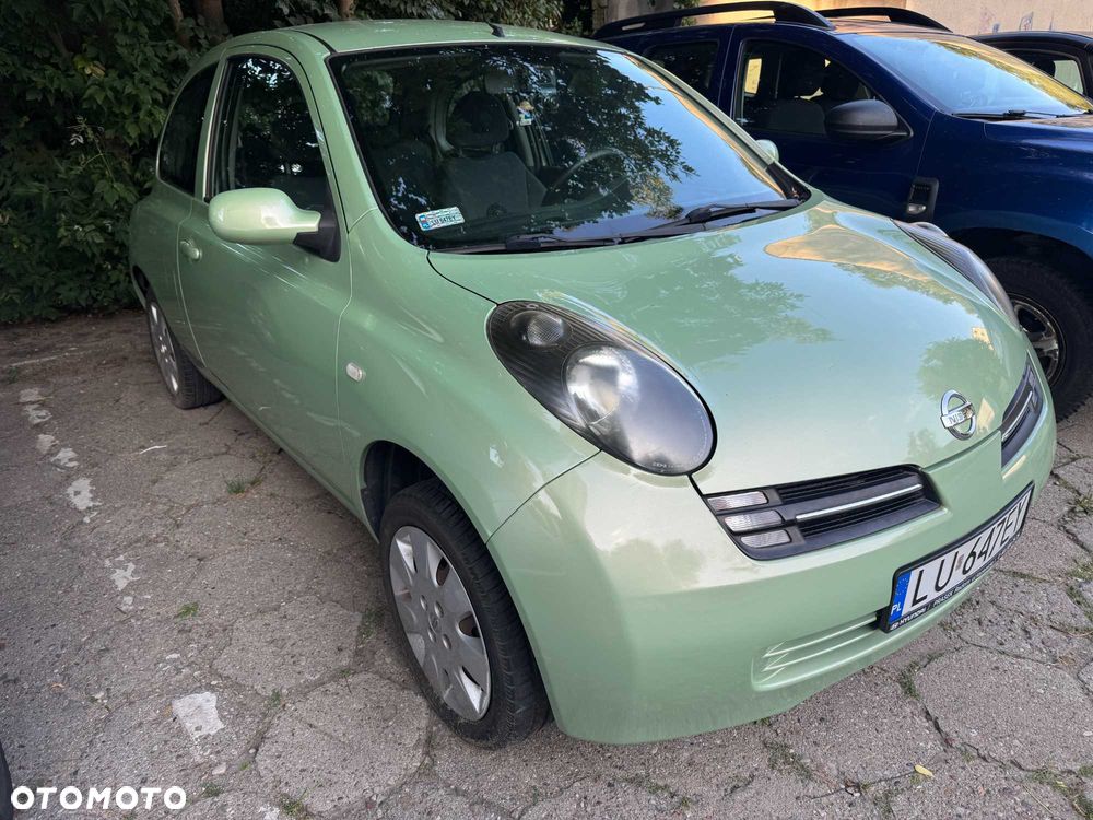 Nissan Micra - 1