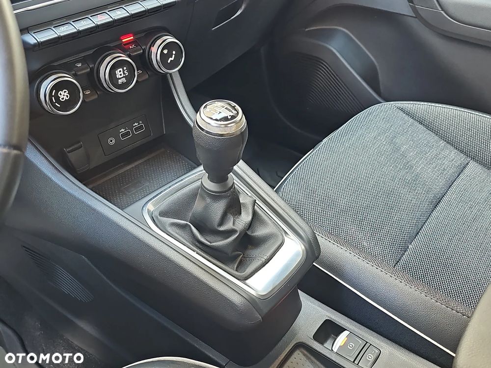 Renault Captur 1.0 TCe Techno - 22