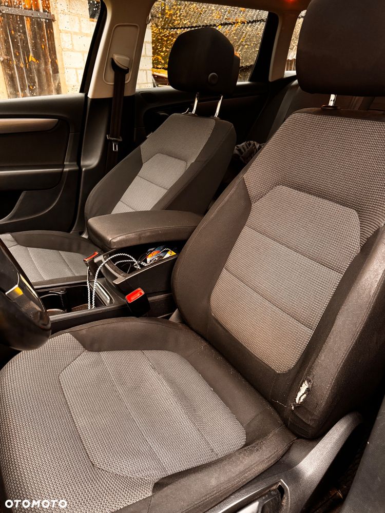 Volkswagen Passat 2.0 TDI Comfortline DSG - 14