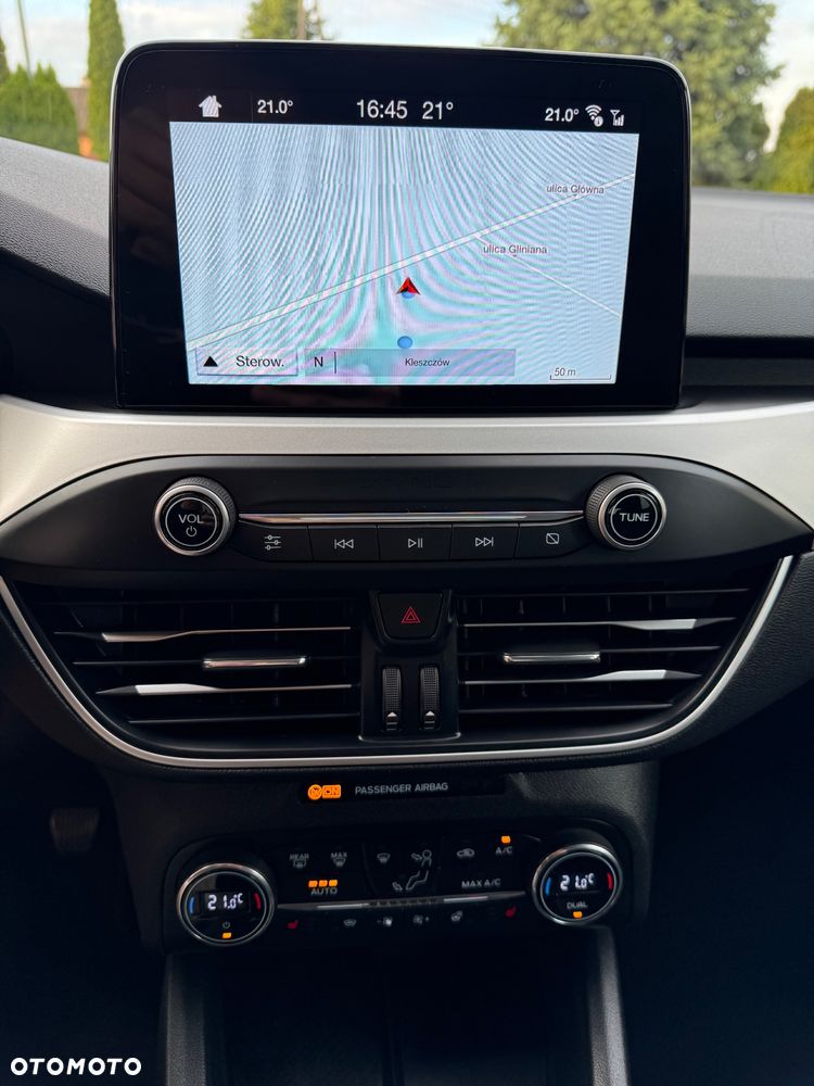 Ford Focus 1.0 EcoBoost Start-Stopp-System TITANIUM STYLE - 23
