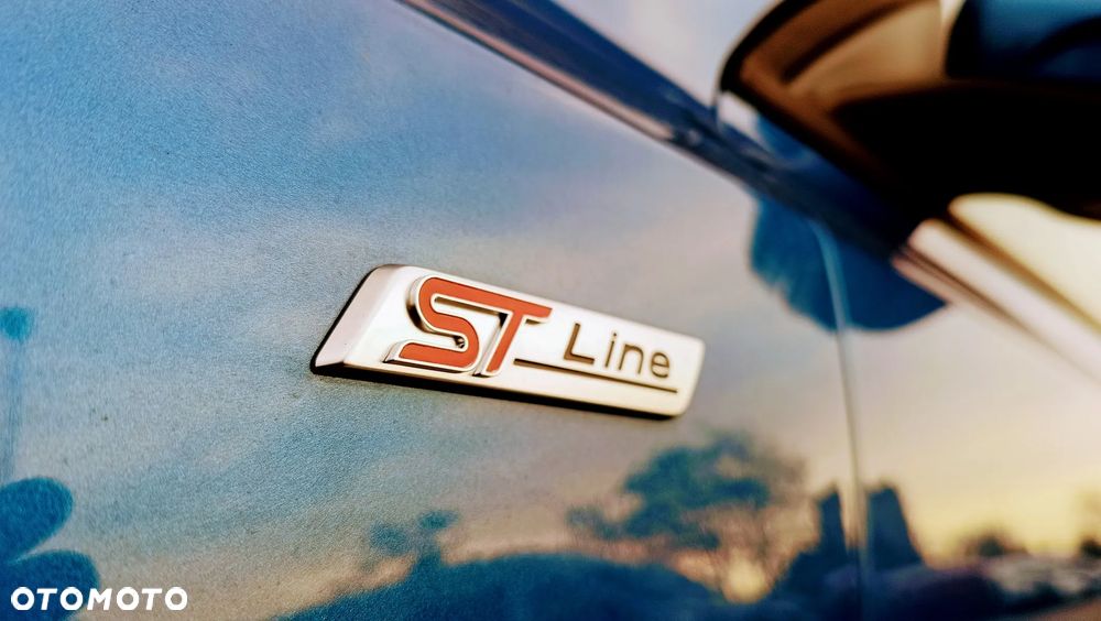 Ford Focus 1.0 EcoBoost mHEV ST-Line X - 28