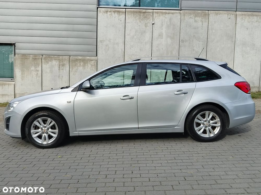 Chevrolet Cruze 1.6 LT - 4