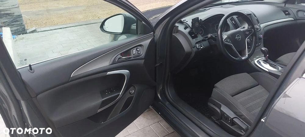 Opel Insignia - 10