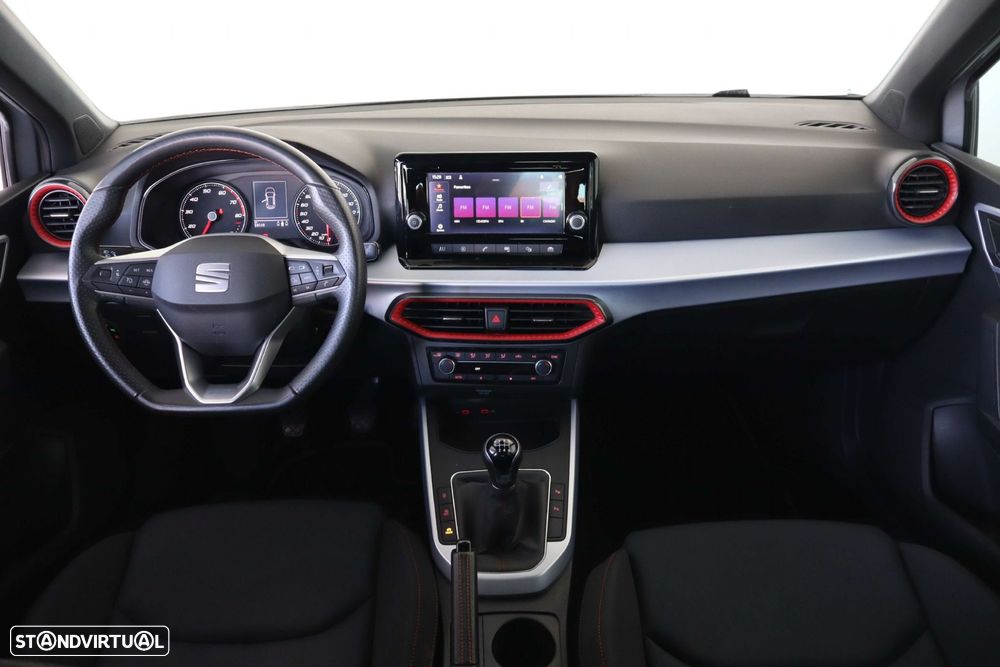 SEAT Arona 1.0 TSI FR - 22