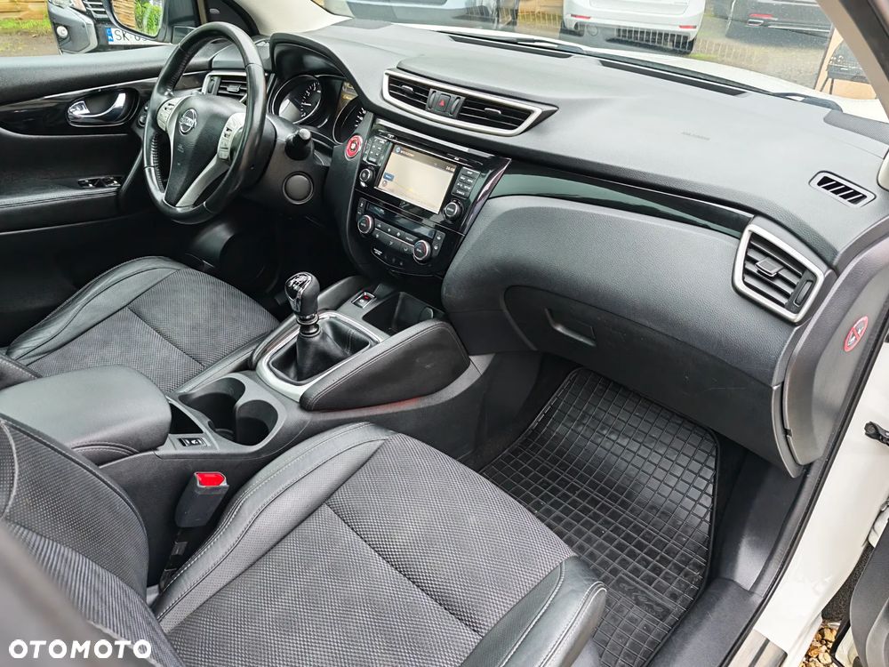 Nissan Qashqai 1.6 DIG-T Tekna - 6