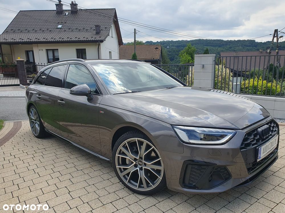 Audi A4 Avant 40 TDI quattro S tronic S line - 32