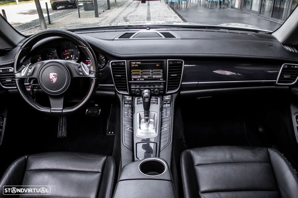 Porsche Panamera Platinum Edition - 42