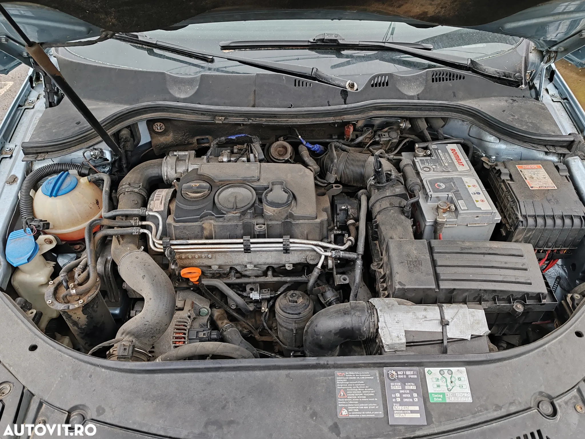Dezmembram Volkswagen Passat B6 2.0TDI cod motor BMP - 5