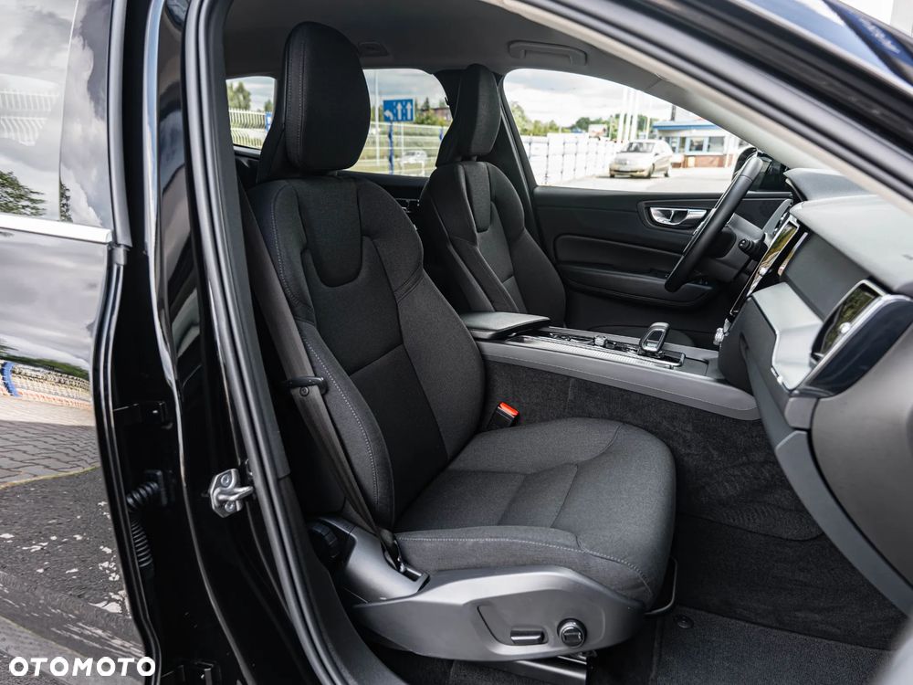 Volvo XC 60 B4 B Core - 25
