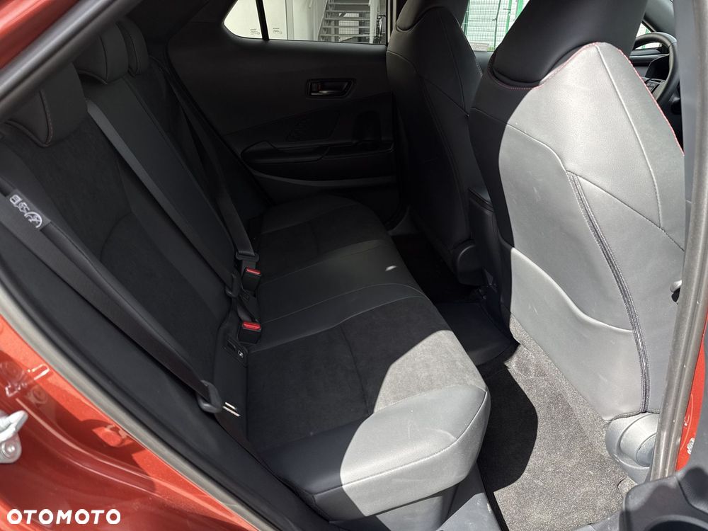 Toyota C-HR - 8