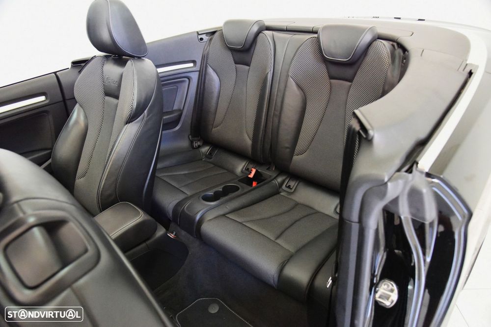 Audi A3 Cabrio 1.6 TDi S-line - 33