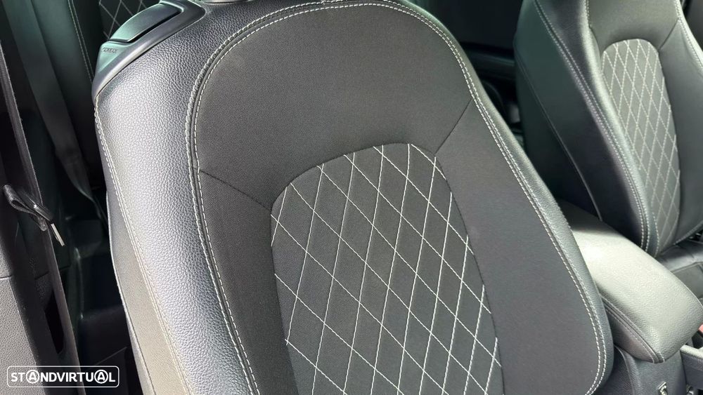 VW Scirocco 2.0 TDI Sport DSG - 25