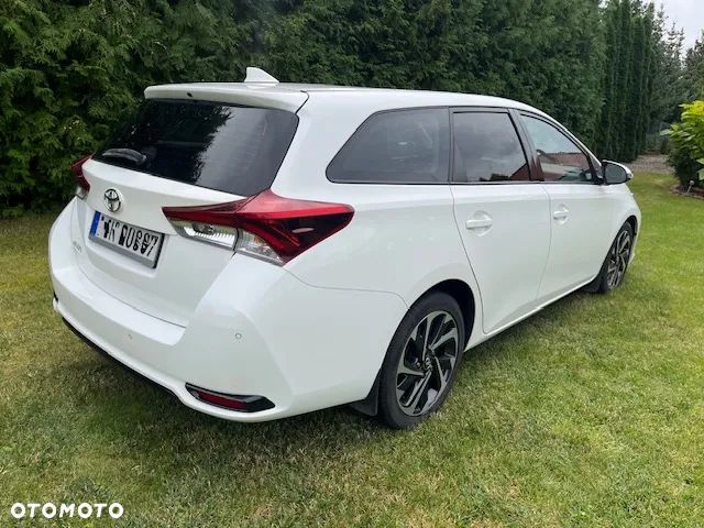 Toyota Auris 1.4 D-4D Active - 3