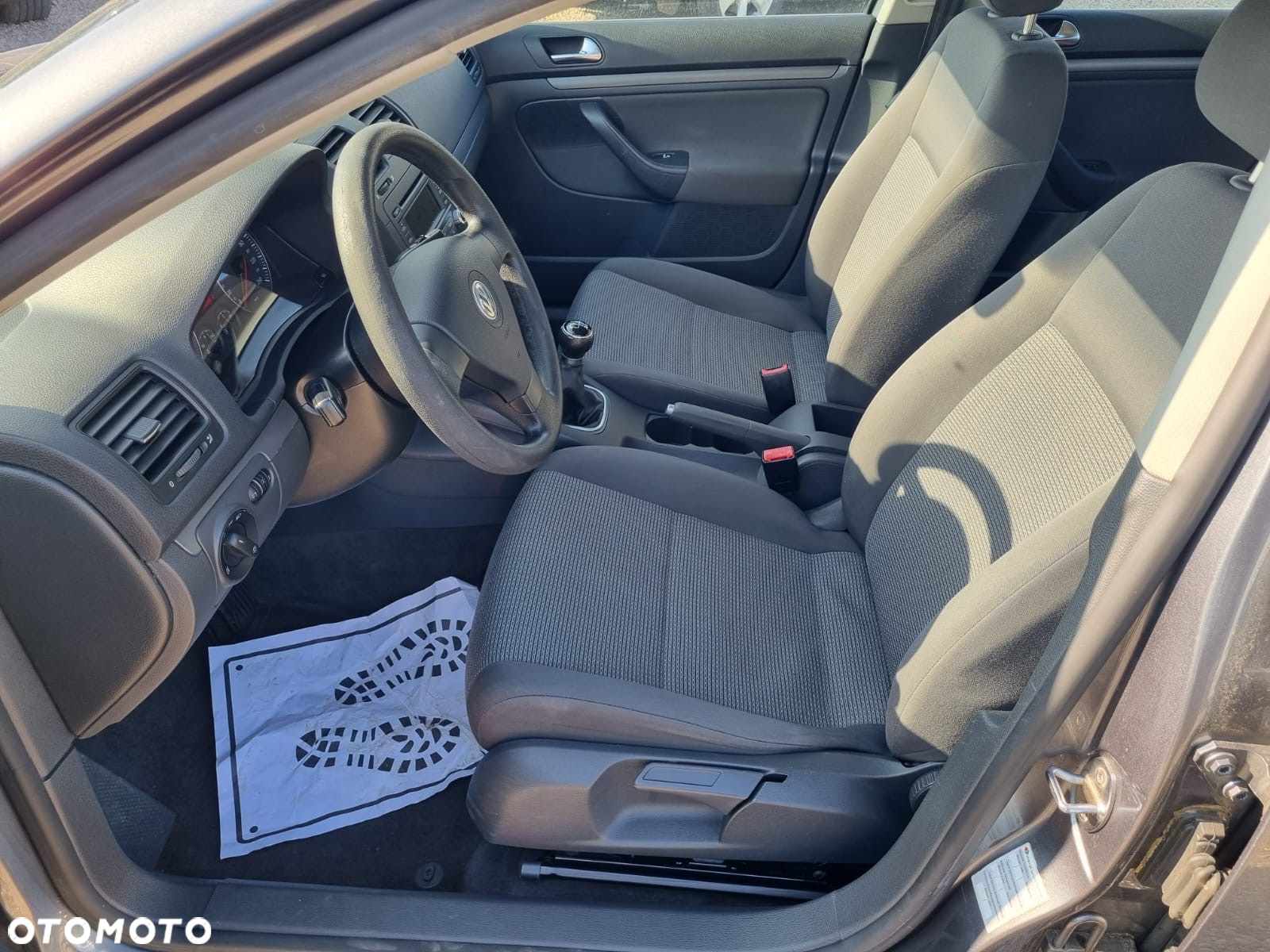 Volkswagen Jetta - 18