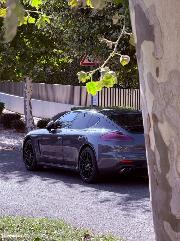 Porsche Panamera S Hybrid - 24