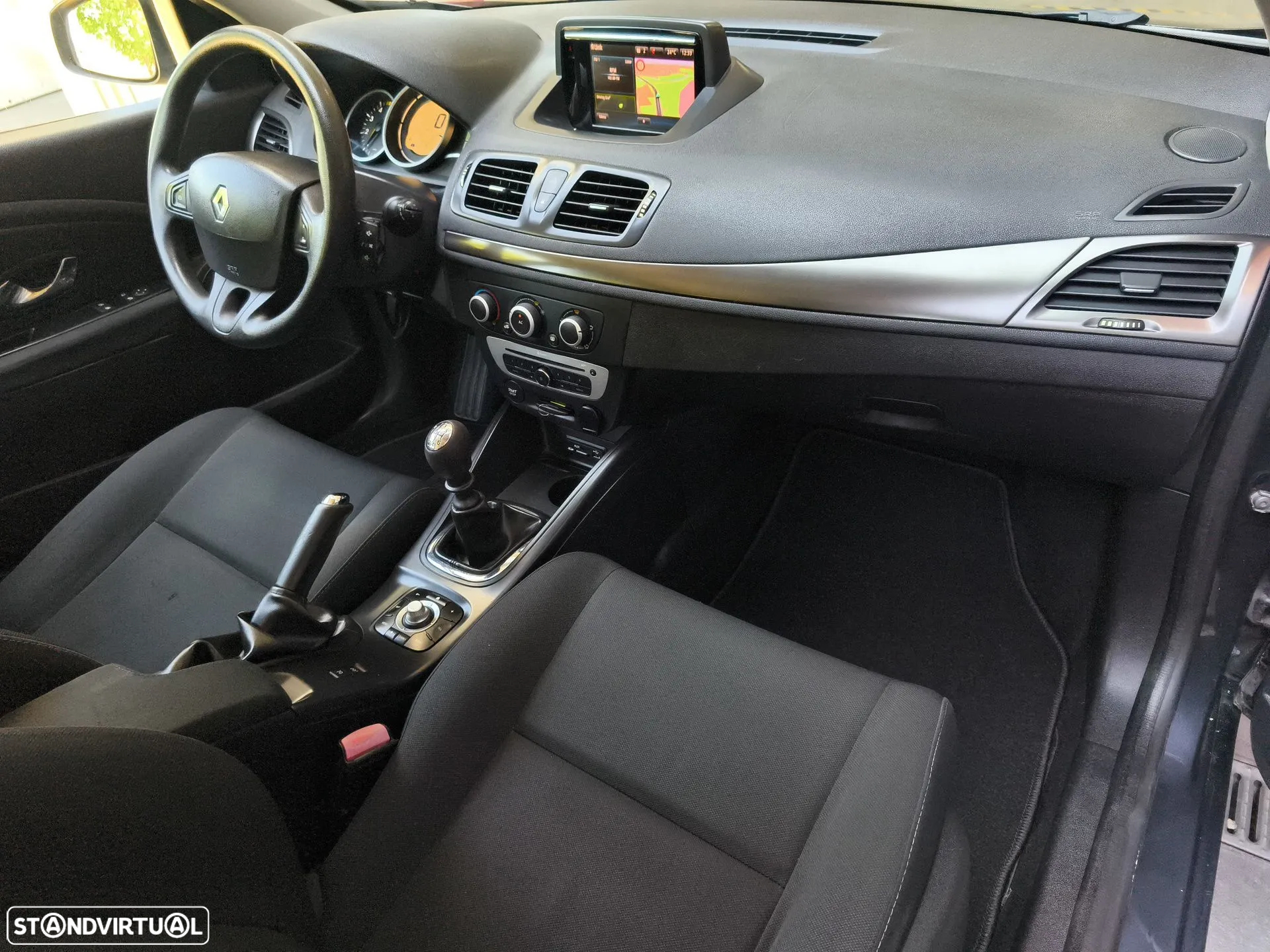 Renault Mégane Sport Tourer 1.5 dCi Dynamique S SS - 14