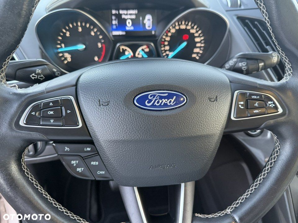 Ford Kuga Vignale 2.0 TDCi AWD - 23