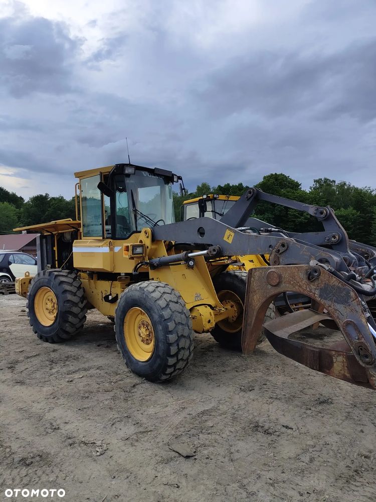 Volvo Ładowarka Kołowa Przegubowa VOLVO BM L50B L50 B z Chwytakiem Hydraulicznym - 9