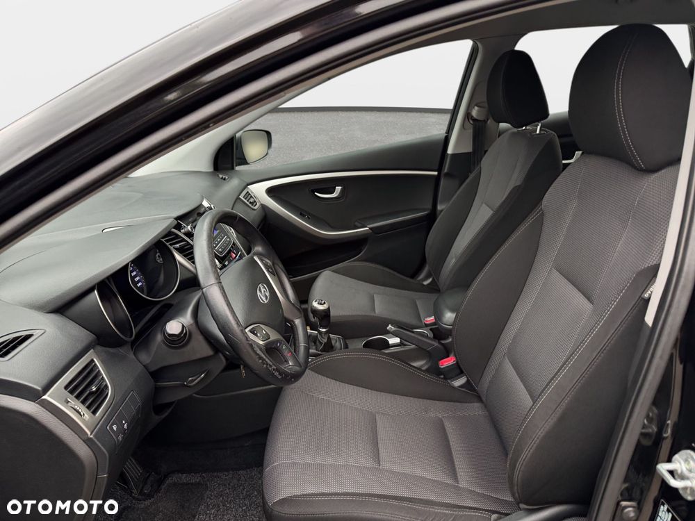 Hyundai i30 - 22