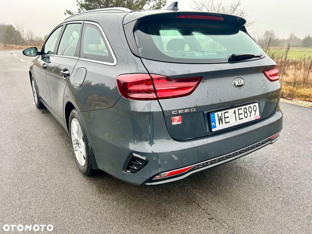 Kia Ceed 1.6 CRDi SCR L - 11