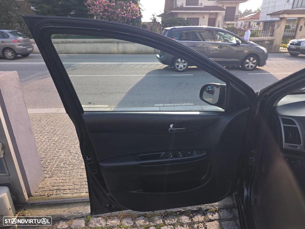 Hyundai i20 1.2 GO! Plus - 13