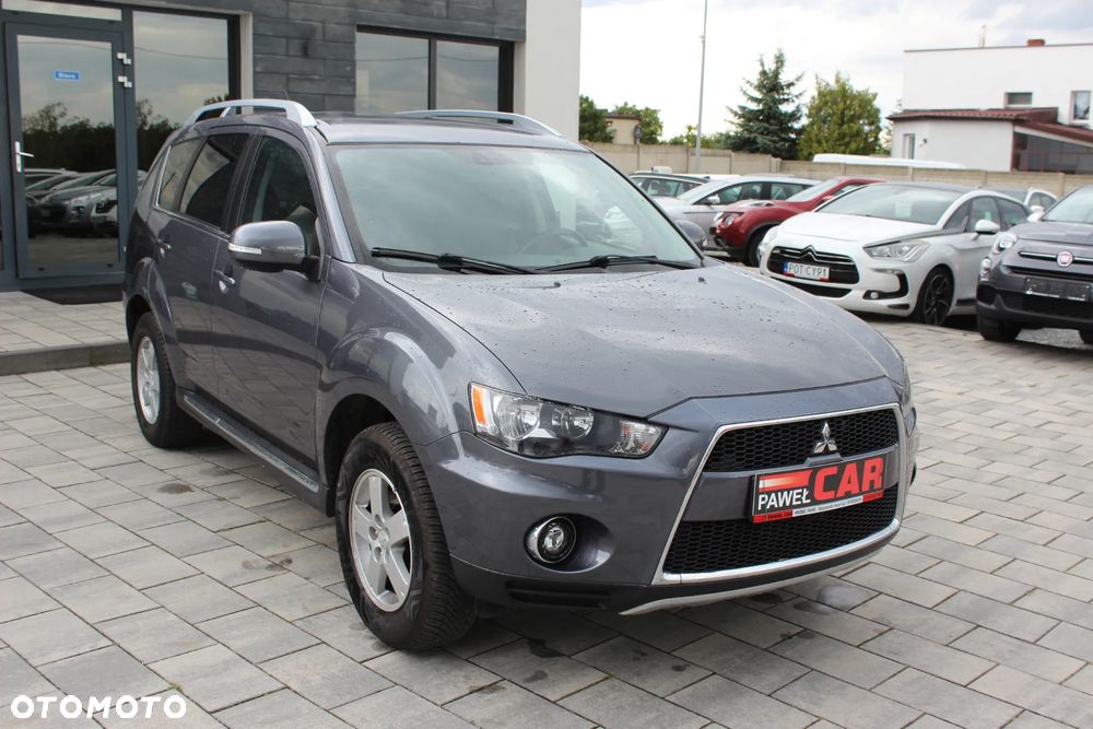 Mitsubishi Outlander 2.0 2WD CVT Invite - 13
