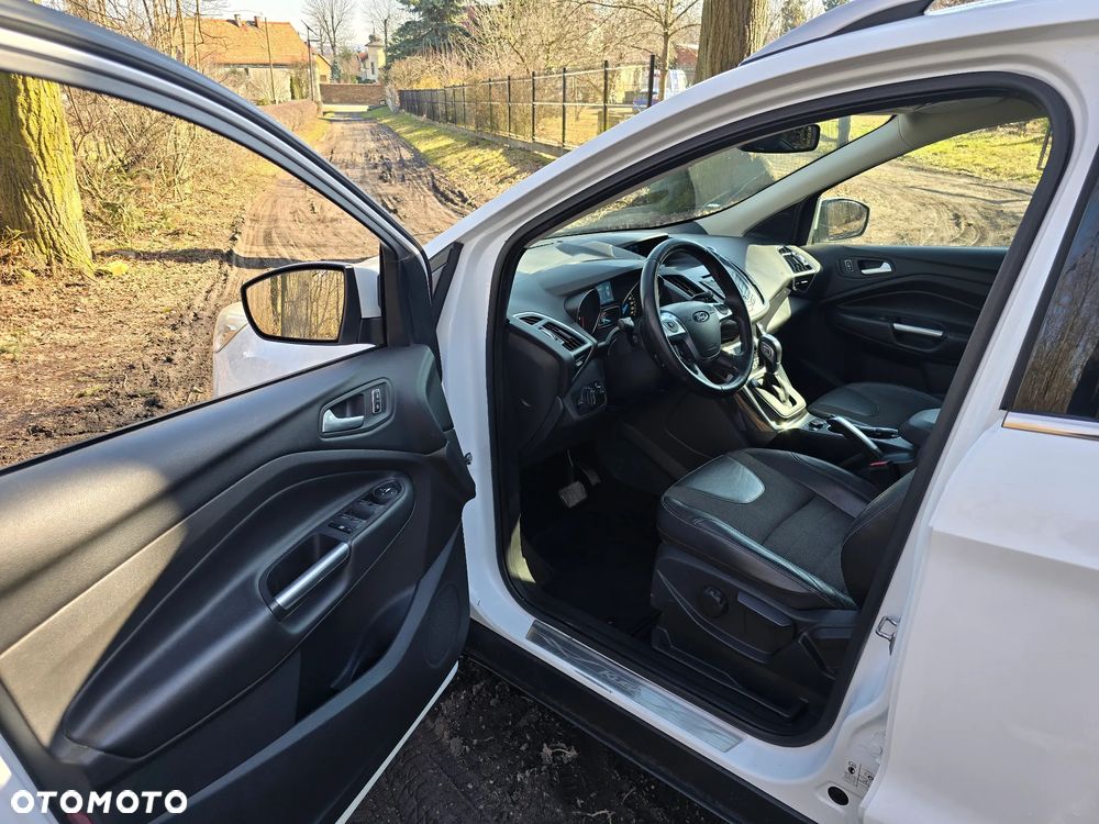 Ford Kuga 2.0 TDCi 4x4 Titanium - 11