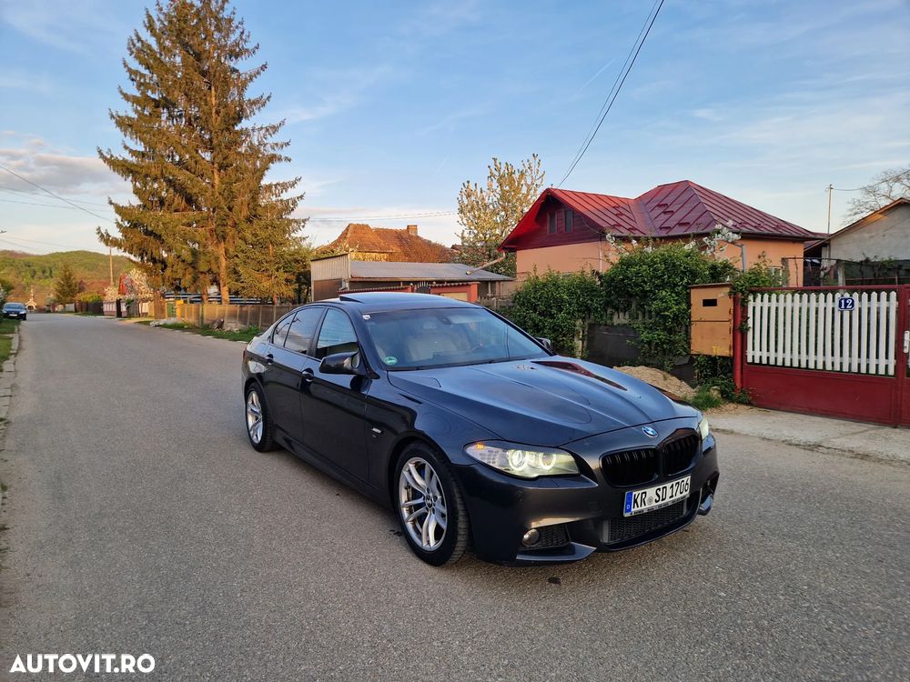 BMW Seria 5 530d Sport-Aut. - 11