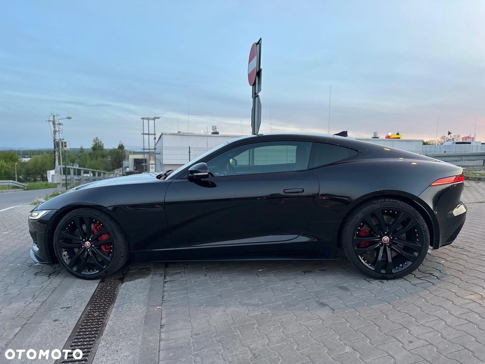 Jaguar F-Type 2.0 Turbo R-Dynamic Black - 12